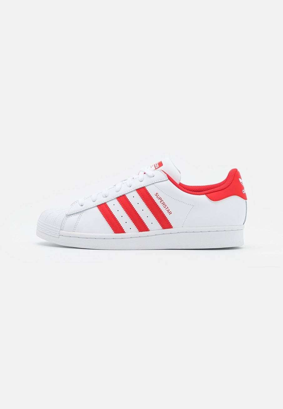 Фото № 1 с приближением к товару «‎Adidas Superstar »
