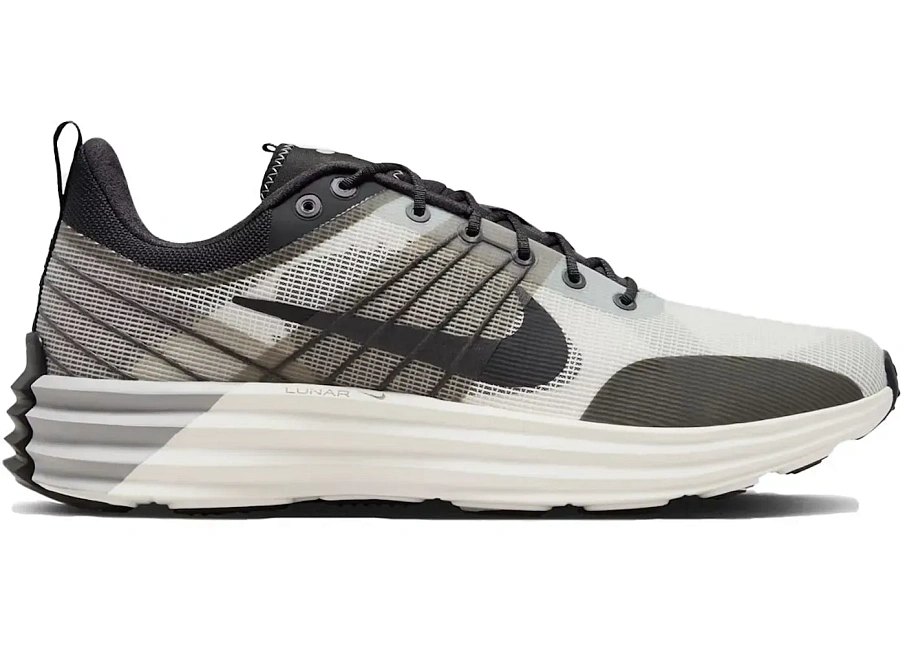 Фото № 1 с приближением к товару «‎Nike Lunar Roam»