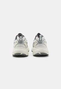 Фото № 3 с приближением к товару «‎MORPHIC»