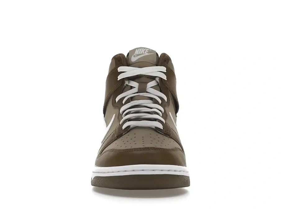 Фото № 2 с приближением к товару «‎Nike Dunk High»