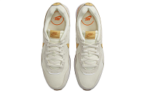 Фото № 4 с приближением к товару «‎ Nike Venture Runner Running shoes»