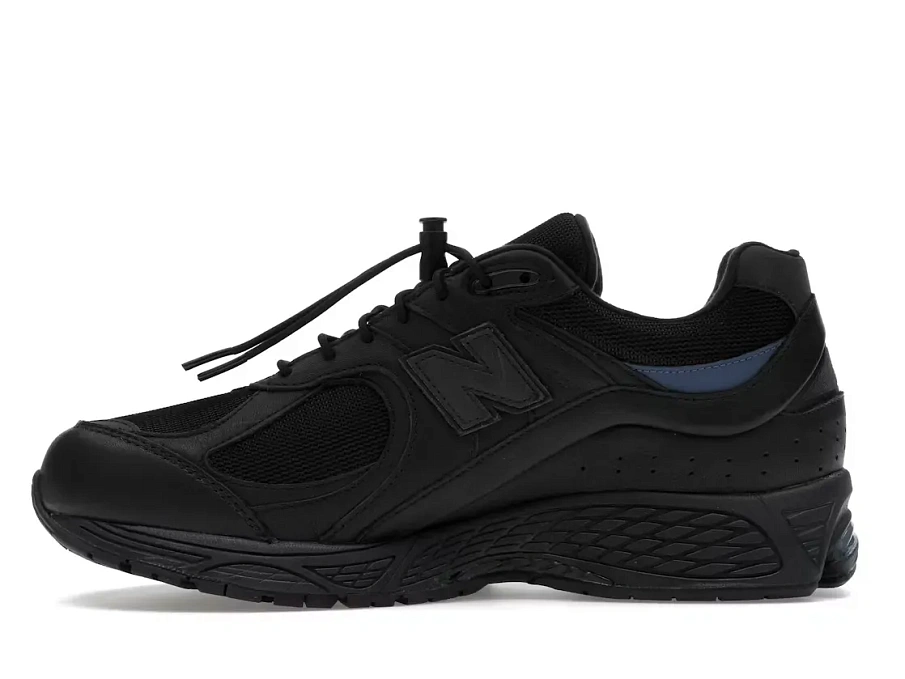 Фото № 3 с приближением к товару «‎New Balance 2002R»