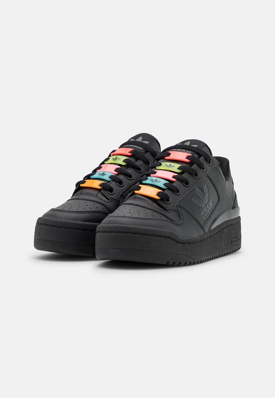 Фото № 3 с приближением к товару «‎Adidas Forum Bold »