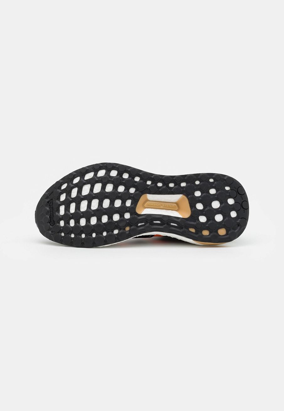 Фото № 5 с приближением к товару «‎Adidas Ultraboost 3D Knit»