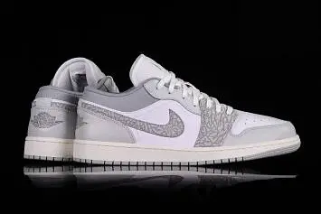Nike Air Jordan 1 Retro Prm Smoke Elephant  - 2