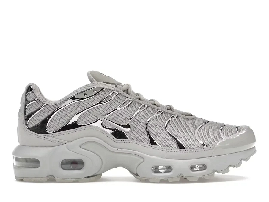 Фото № 1 с приближением к товару «‎Nike Air Max Plus»