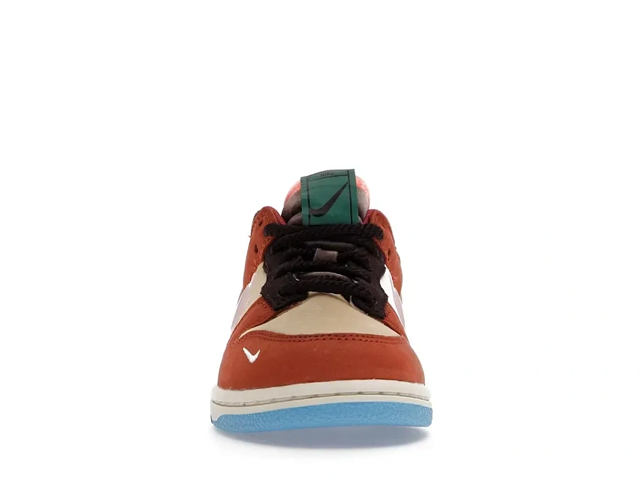 Фото № 2 с приближением к товару «‎Nike Dunk Low»