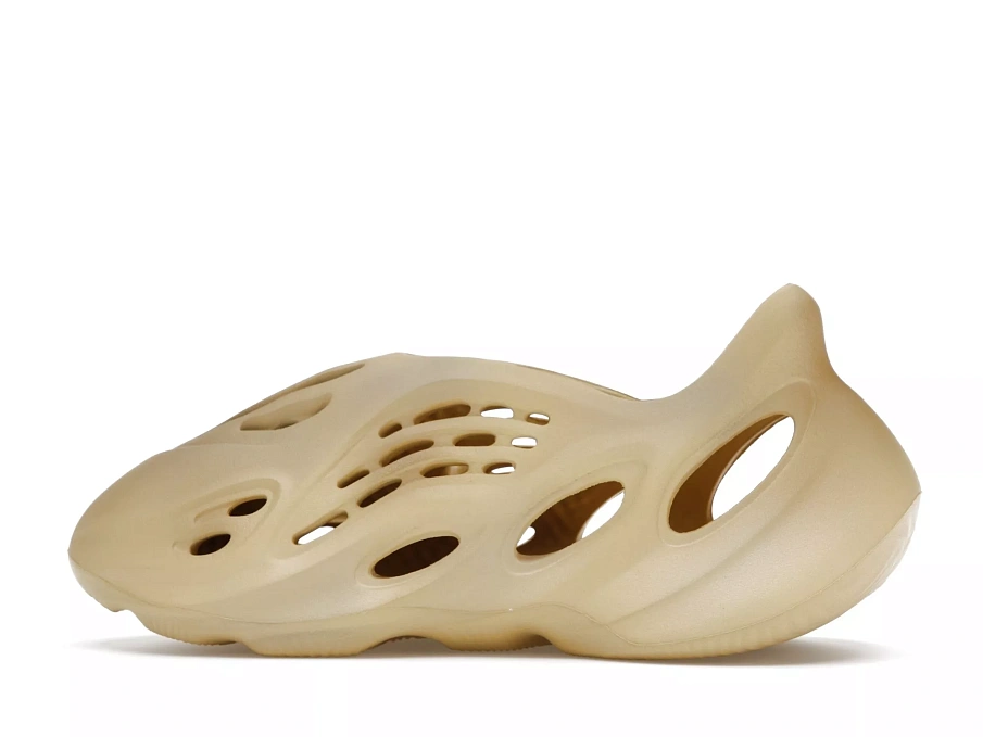 Фото № 4 с приближением к товару «‎adidas Yeezy Foam RNR Desert Sand»