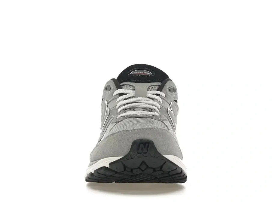 Фото № 2 с приближением к товару «‎New Balance 2002R»