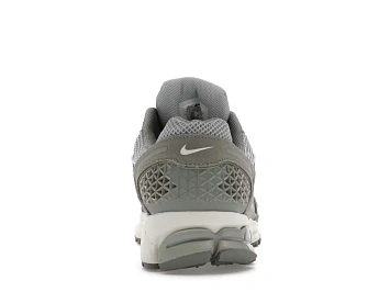 Nike Zoom Vomero 5 - 4