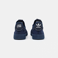 Фото № 3 с приближением к товару «‎Adidas PW HU »