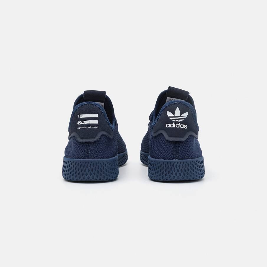 Фото № 3 с приближением к товару «‎Adidas PW HU »