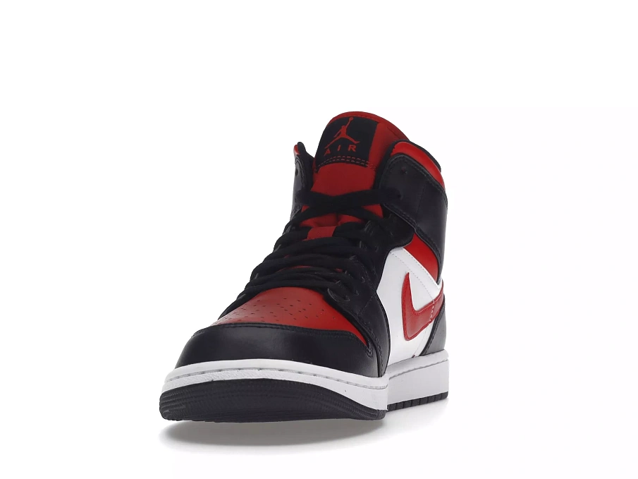 Фото № 2 с приближением к товару «‎Jordan 1 Mid White Black Red (2022)»