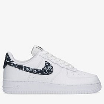 Фото № 1 с приближением к товару «‎Nike Air Force 1 07 Essential»