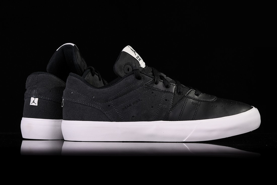 Фото № 5 с приближением к товару «‎Nike Air Jordan Series 01 Dear Mark »