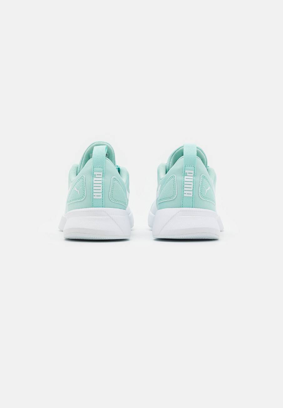 Фото № 3 с приближением к товару «‎Puma Flyer Femme»