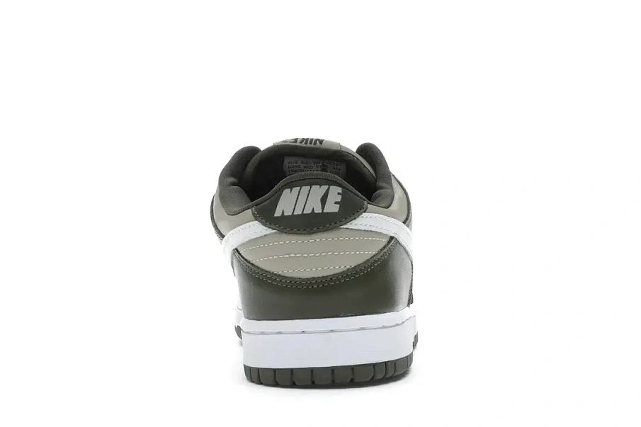 Фото № 4 с приближением к товару «‎Nike Dunk Low Light Stone»