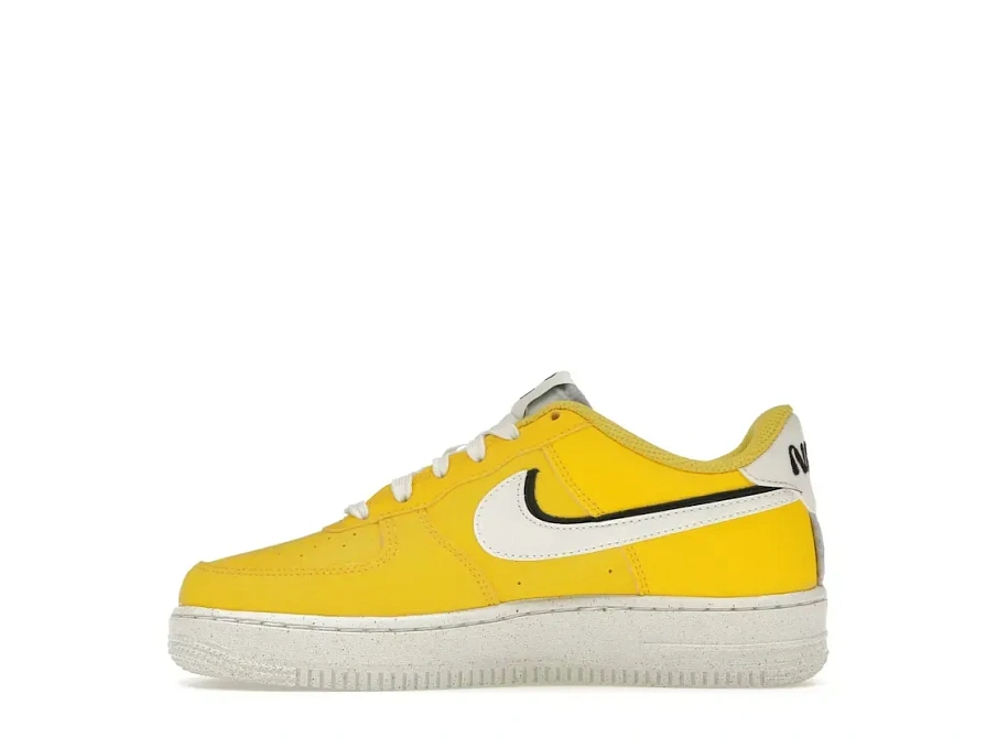 Фото № 3 с приближением к товару «‎Nike Air Force 1 Low LV8 82»