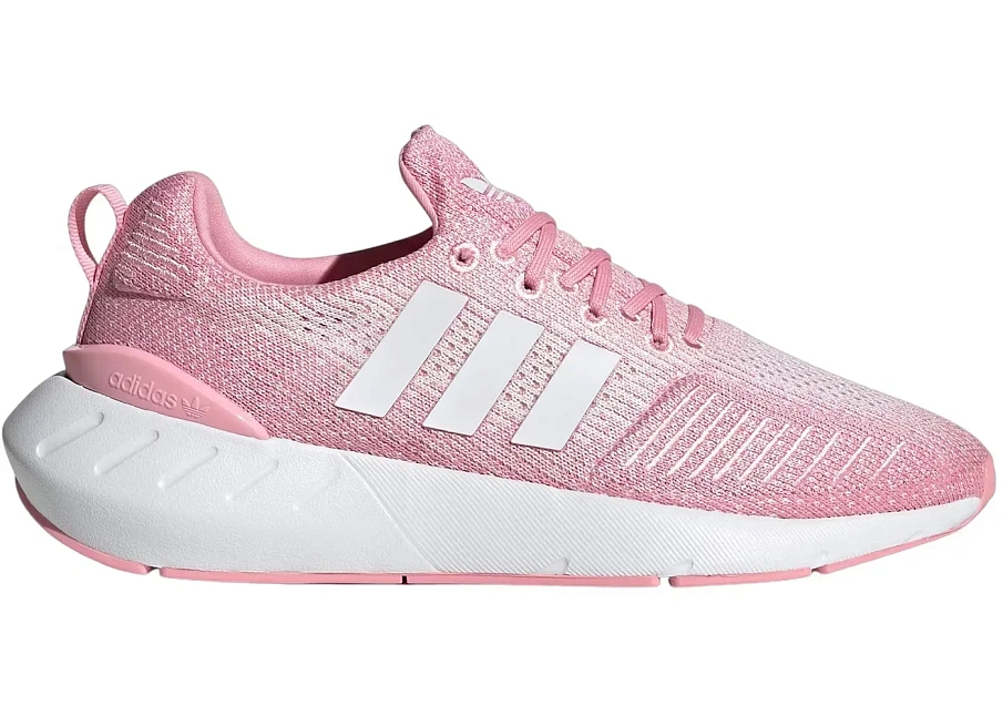 Фото № 1 с приближением к товару «‎adidas Swift Run 22»