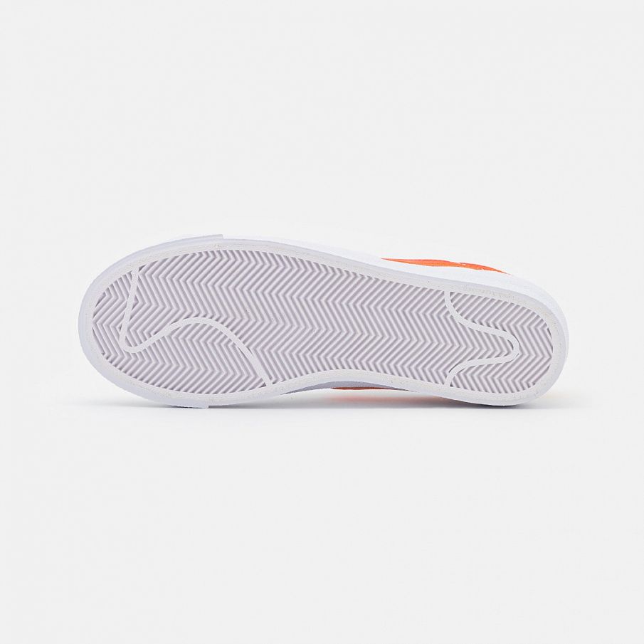 Фото № 5 с приближением к товару «‎Nike Blazer »