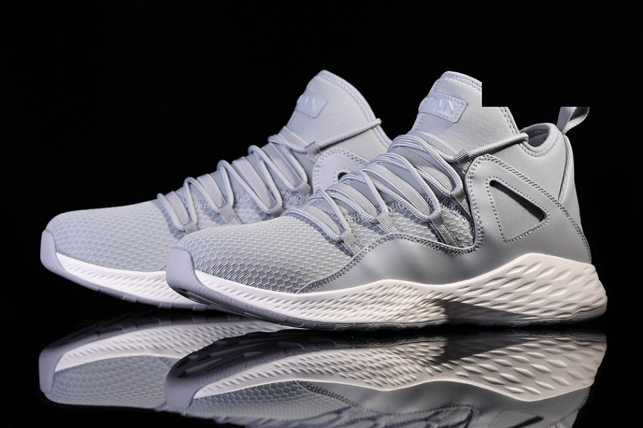 Фото № 3 с приближением к товару «‎Nike Air Jordan Formula 23 Wolf »