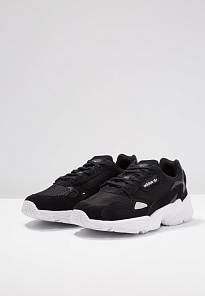 Фото № 5 с приближением к товару «‎Adidas Falcon »