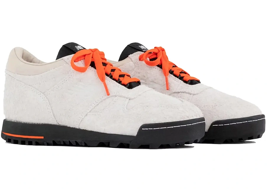 Фото № 1 с приближением к товару «‎New Balance Rainier Low»