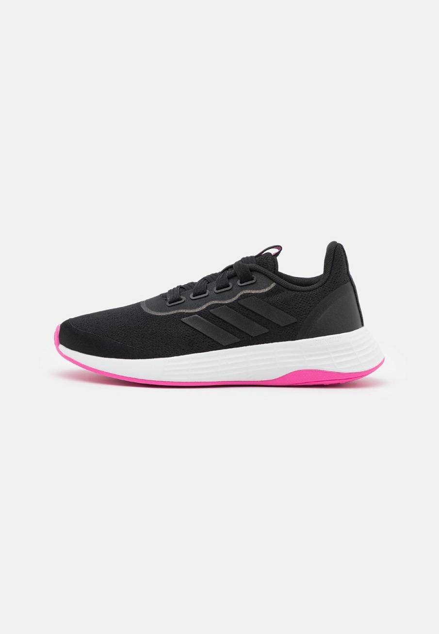 Фото № 1 с приближением к товару «‎Adidas QT Racer»