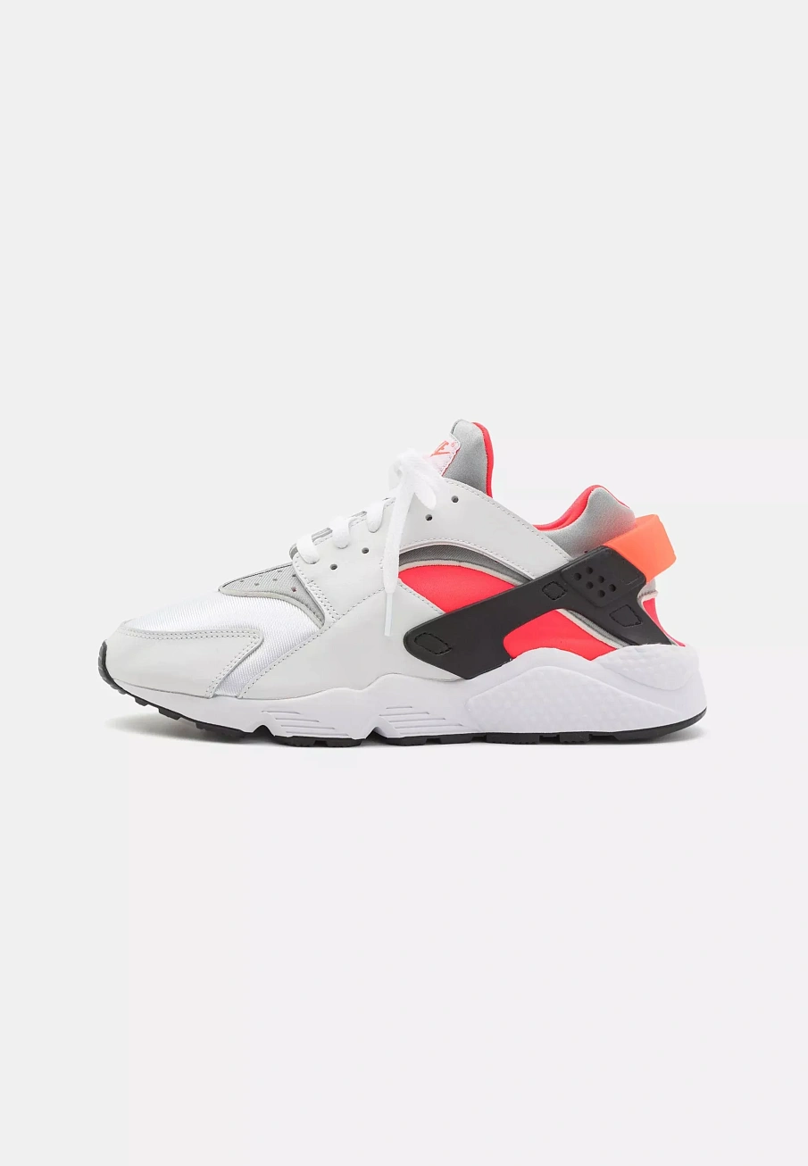 Фото № 1 с приближением к товару «‎AIR HUARACHE UNISEX»