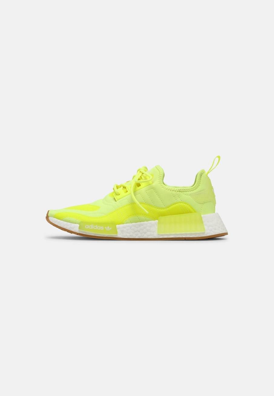 Фото № 1 с приближением к товару «‎Adidas Nmd_r1 »