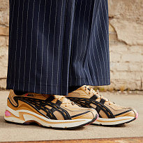 Фото № 4 с приближением к товару «‎Asics Gel Preleus »