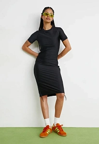 Фото № 3 с приближением к товару «‎HAMBURG»