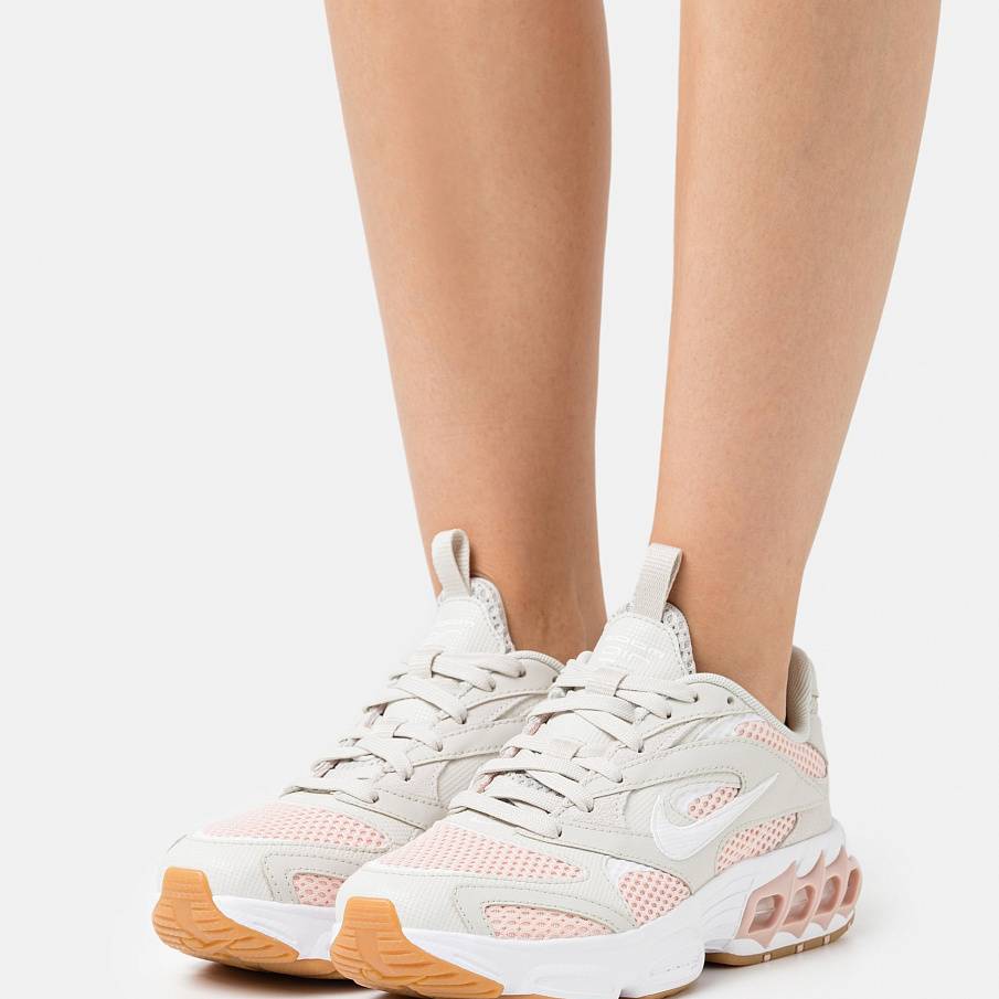 Фото № 2 с приближением к товару «‎Nike Zoom Air Fire »