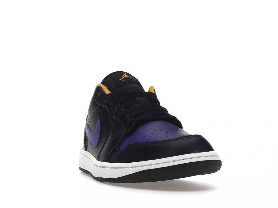 Фото № 2 с приближением к товару «‎Jordan 1 Low Dark Concord»