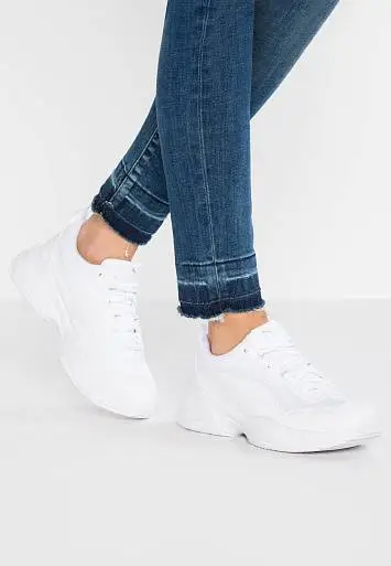 Puma Cilia  - 1