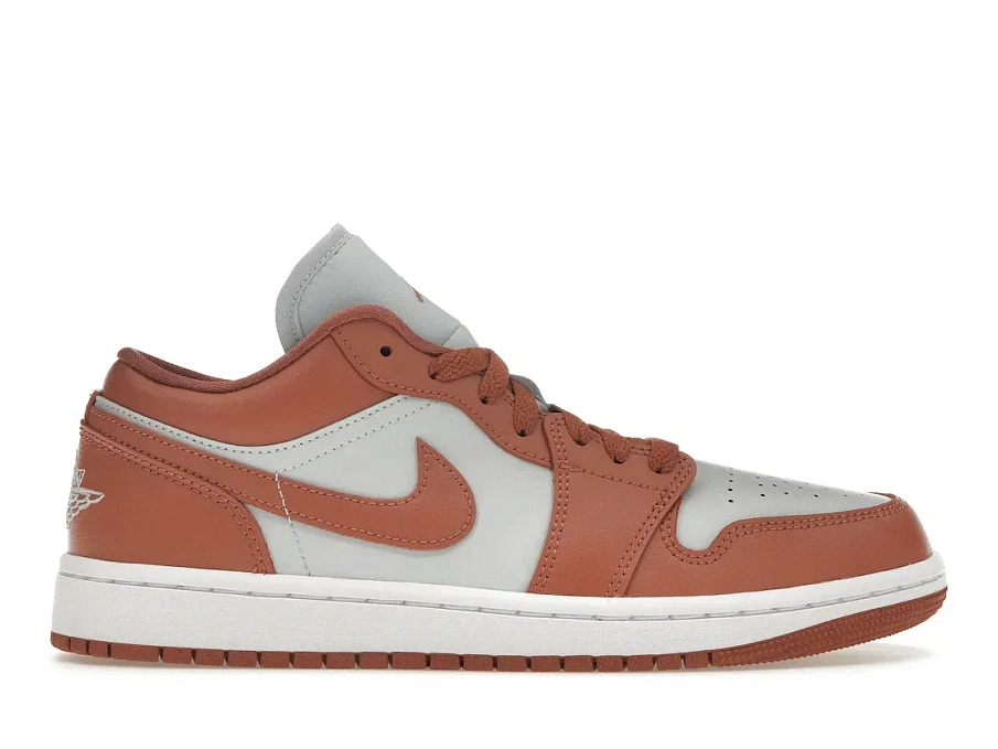 Фото № 1 с приближением к товару «‎Jordan 1 Low Sky J Orange»