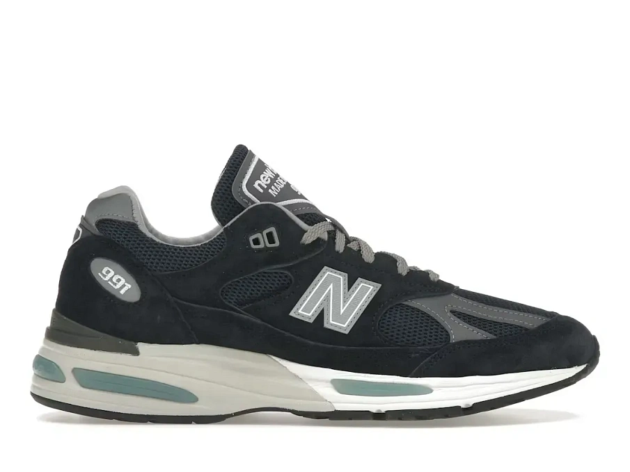 Фото № 1 с приближением к товару «‎New Balance 991v2»