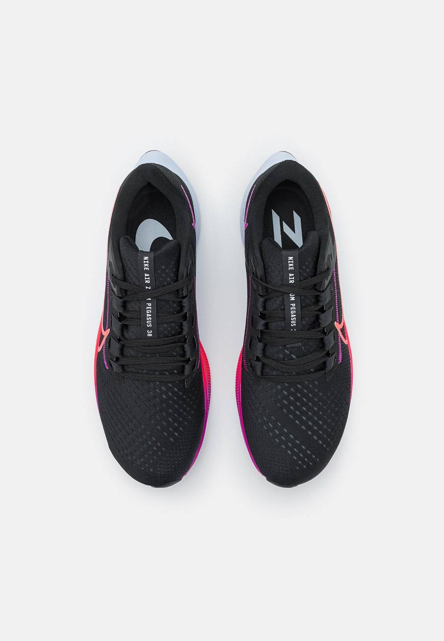 Фото № 4 с приближением к товару «‎Nike Air Zoom Pegasus 38»