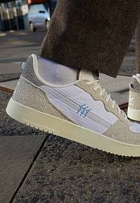 Фото № 3 с приближением к товару «‎Adidas Supercourt »