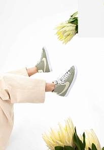 Фото № 3 с приближением к товару «‎Nike Blazer »