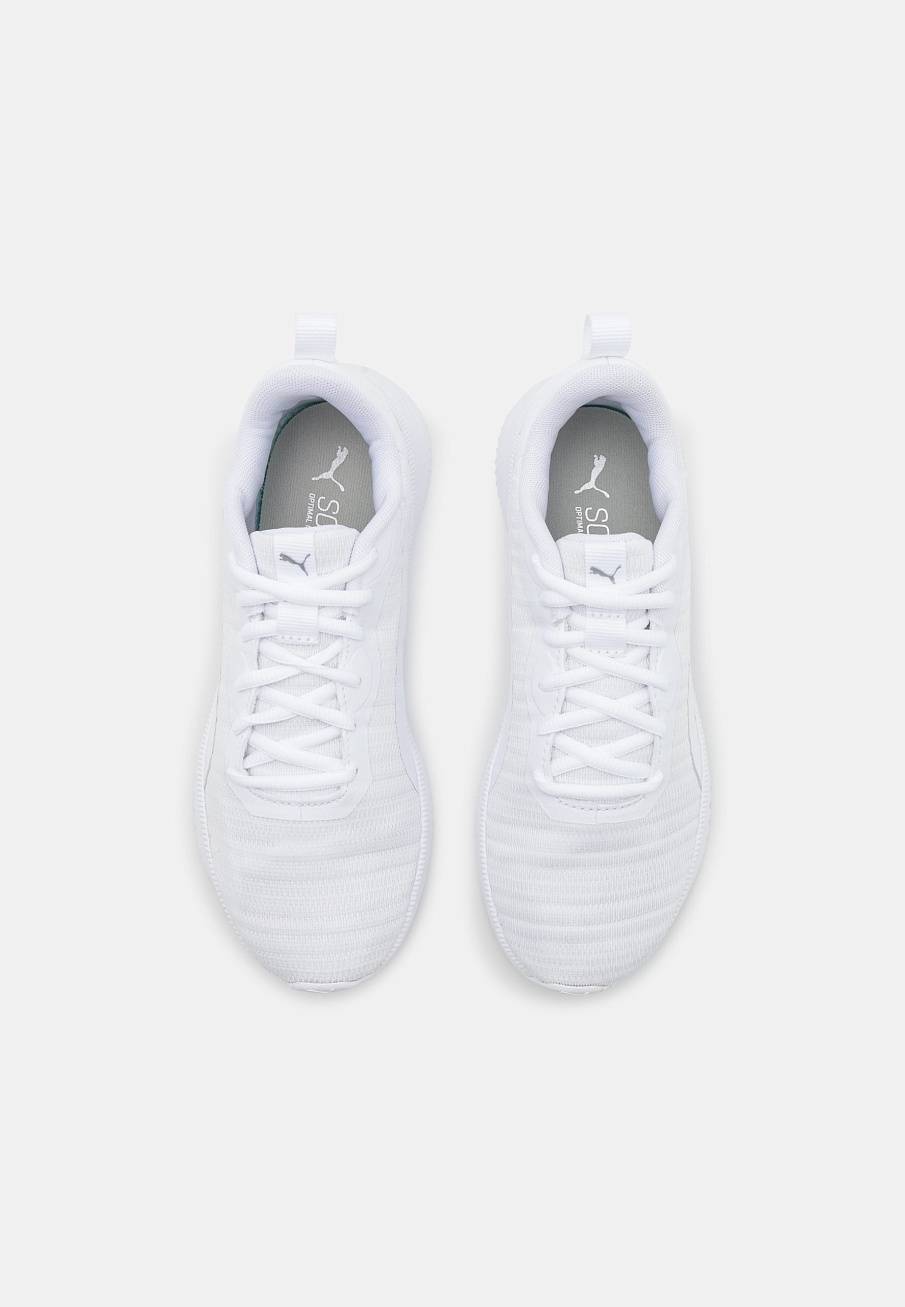 Фото № 4 с приближением к товару «‎Puma Flyer Flex»