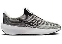 Фото № 1 с приближением к товару «‎Nike Interact Run EasyOn»