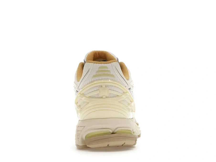 Фото № 4 с приближением к товару «‎New Balance 1906R»