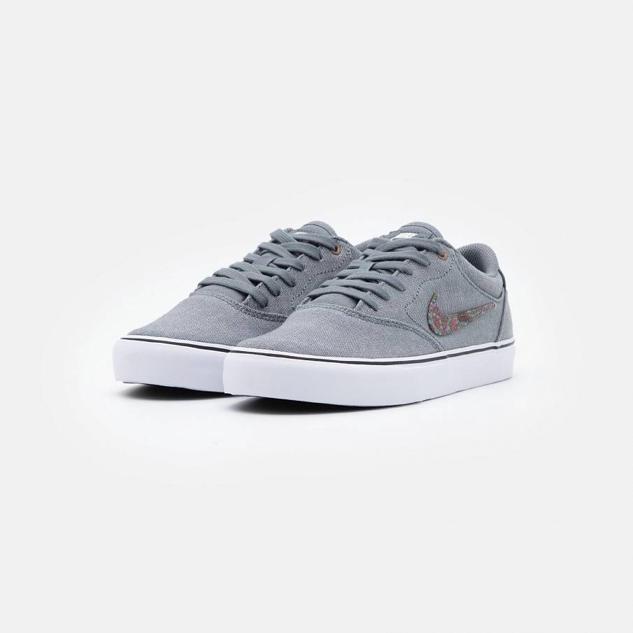 Фото № 2 с приближением к товару «‎Nike Chron 2 Premium »