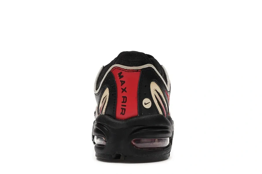 Фото № 4 с приближением к товару «‎Nike Air Max Tailwind 4 49ers»