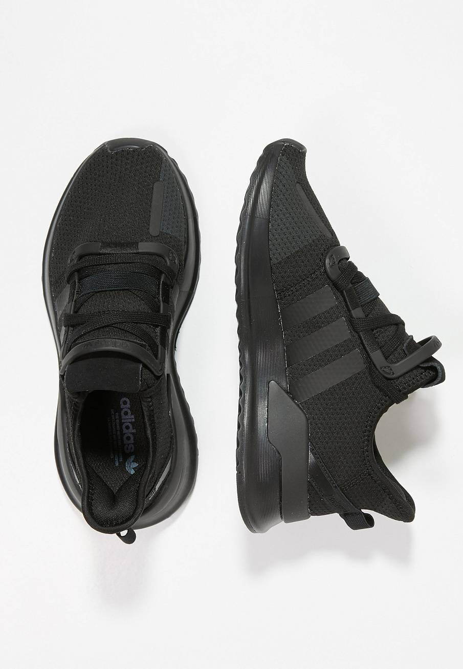 Фото № 2 с приближением к товару «‎Adidas U_path »