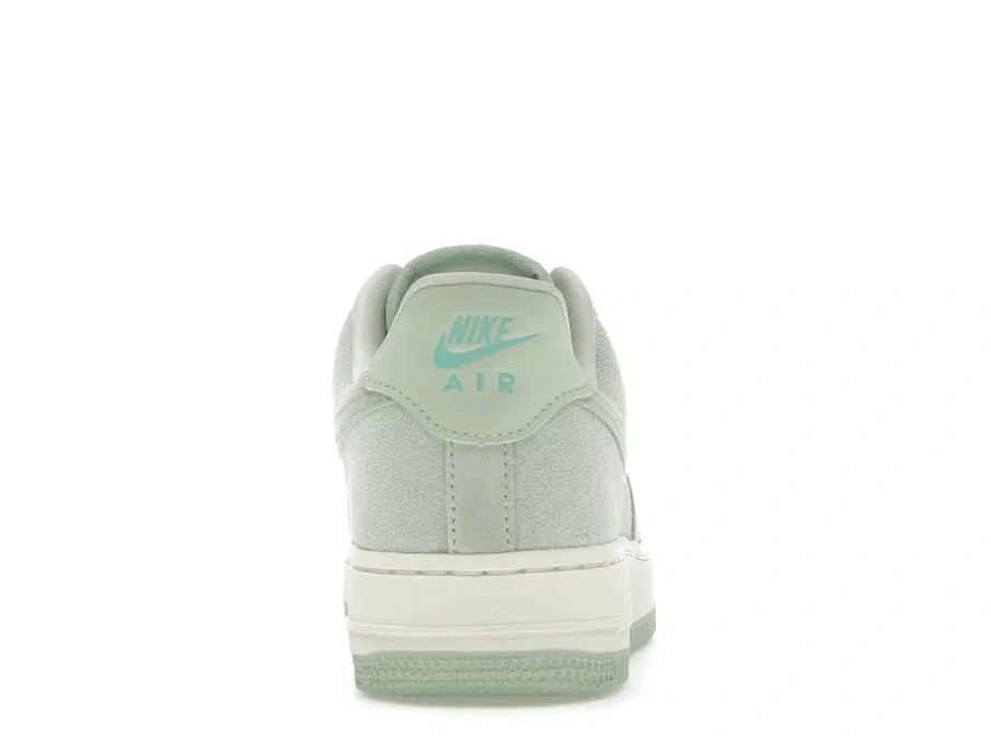 Фото № 4 с приближением к товару «‎Nike Air Force 1 Low '07 SE»