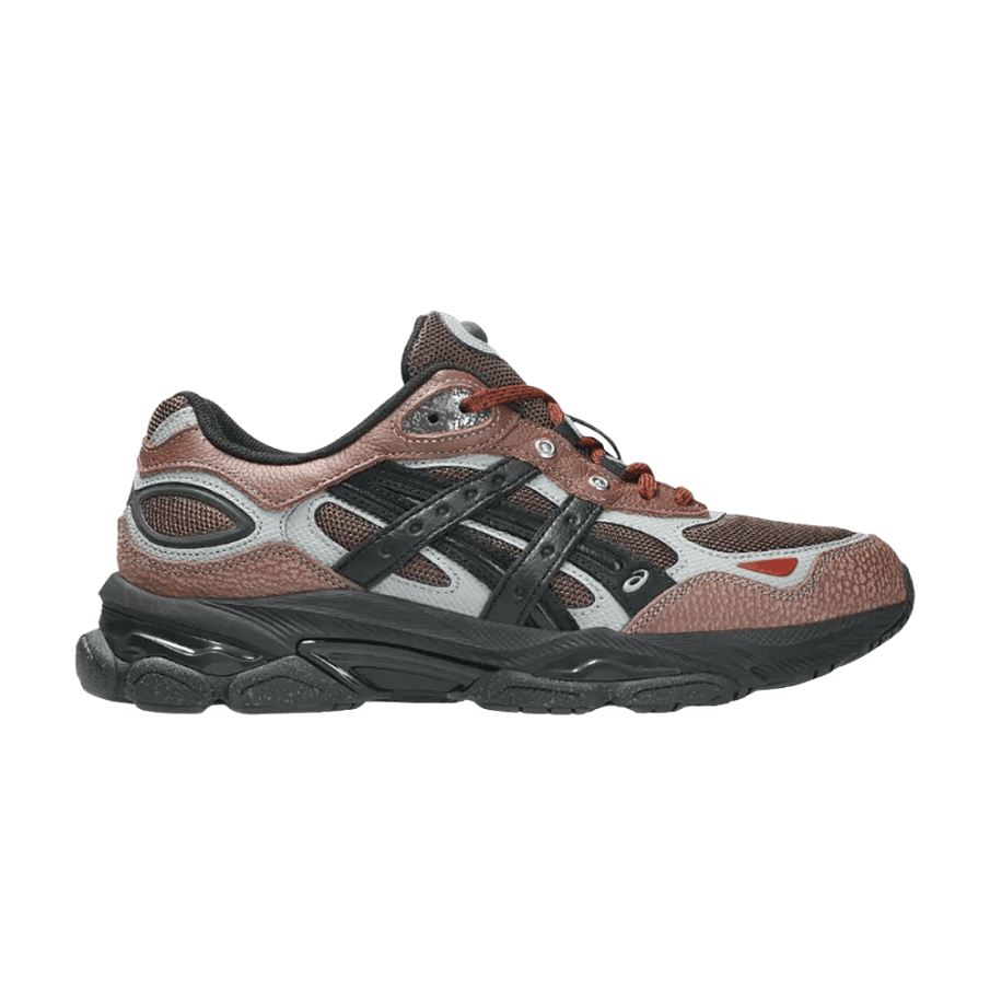 Фото № 1 с приближением к товару «‎HAL STUDIOS x ASICS Gel NYC 2.0 Brown»