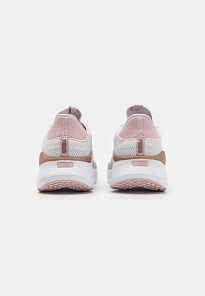 Фото № 3 с приближением к товару «‎SOFTRIDE MAYVE»