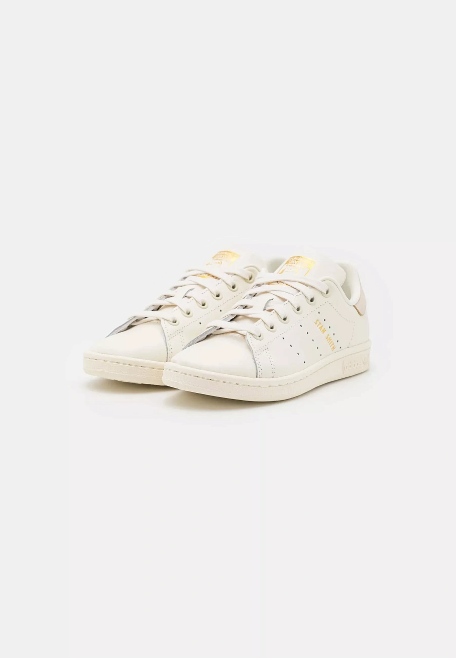 Фото № 3 с приближением к товару «‎STAN SMITH »